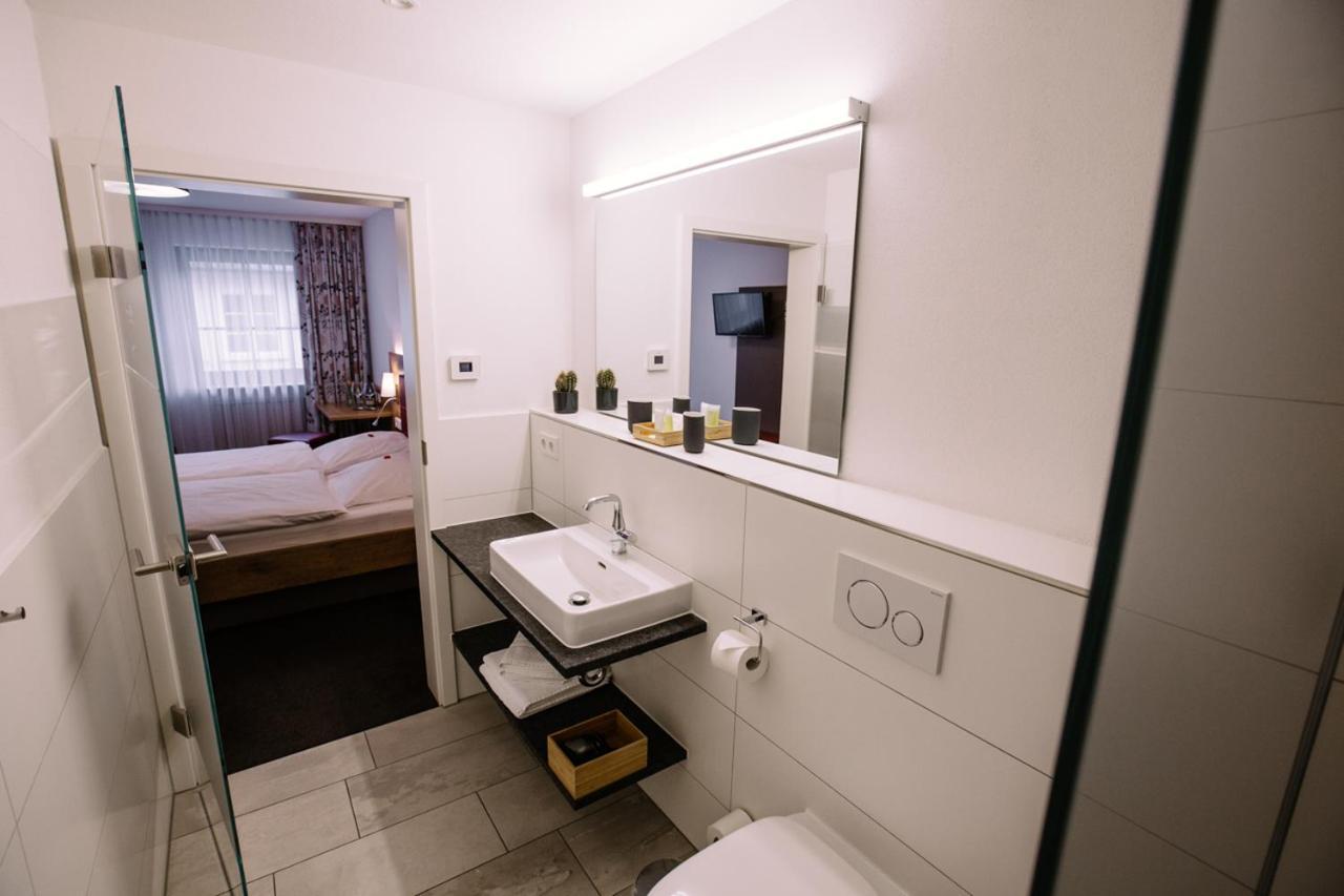 Hotel Restaurant Lamm Rosswag Vaihingen an der Enz Esterno foto