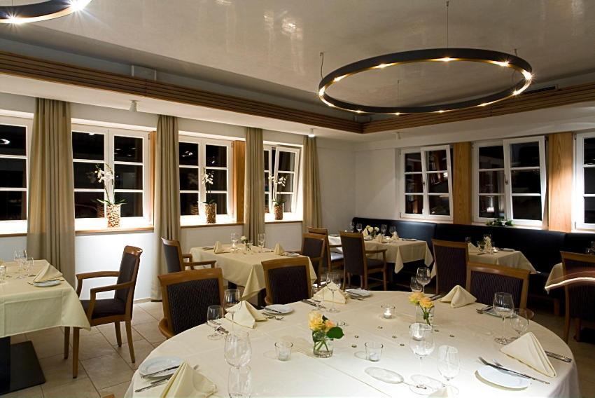 Hotel Restaurant Lamm Rosswag Vaihingen an der Enz Esterno foto